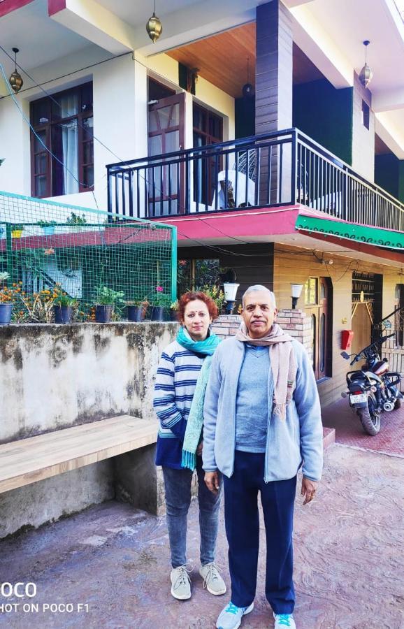 The Asgard Kasauli Bed & Breakfast Exterior photo